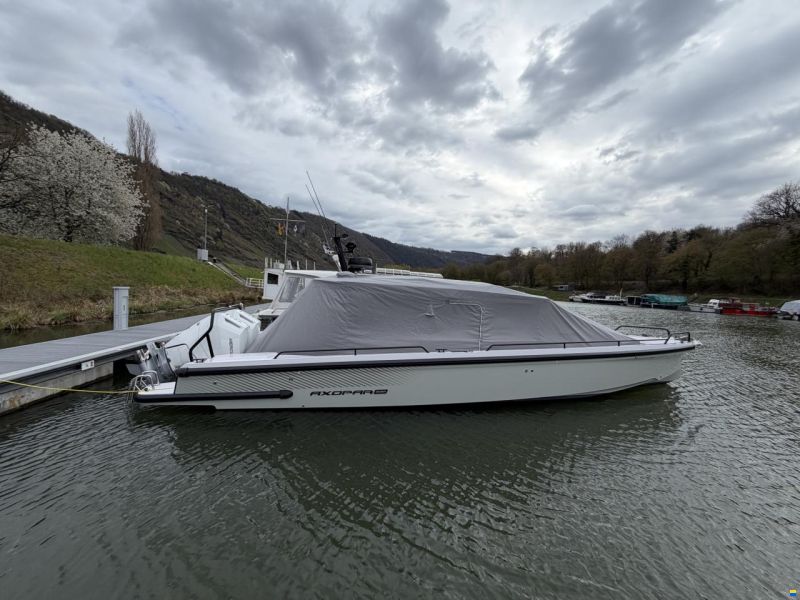 Axopar 37 XC Cross Cabin