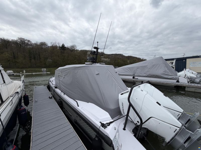 Axopar 37 XC Cross Cabin