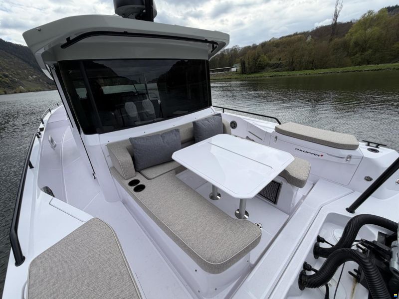 Axopar 37 XC Cross Cabin