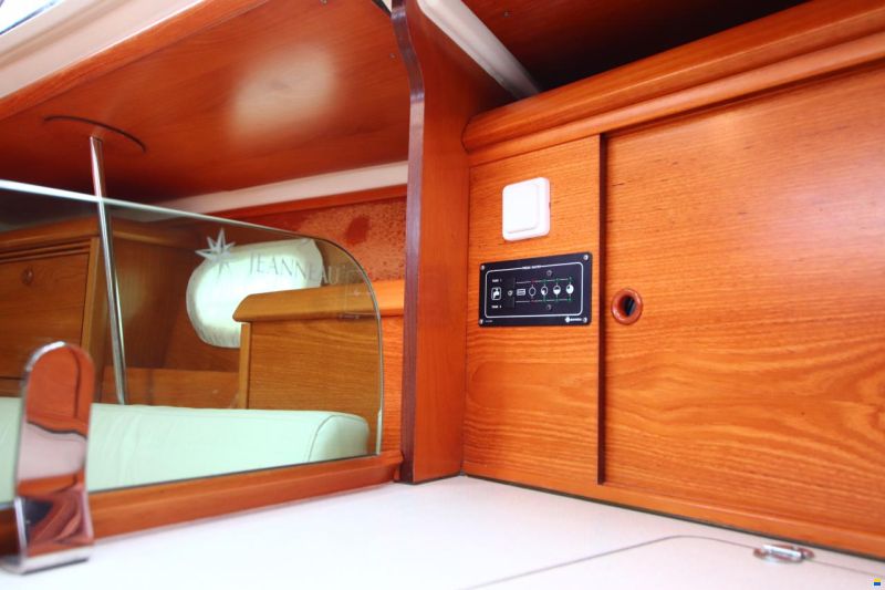 Jeanneau Sun Odyssey 35