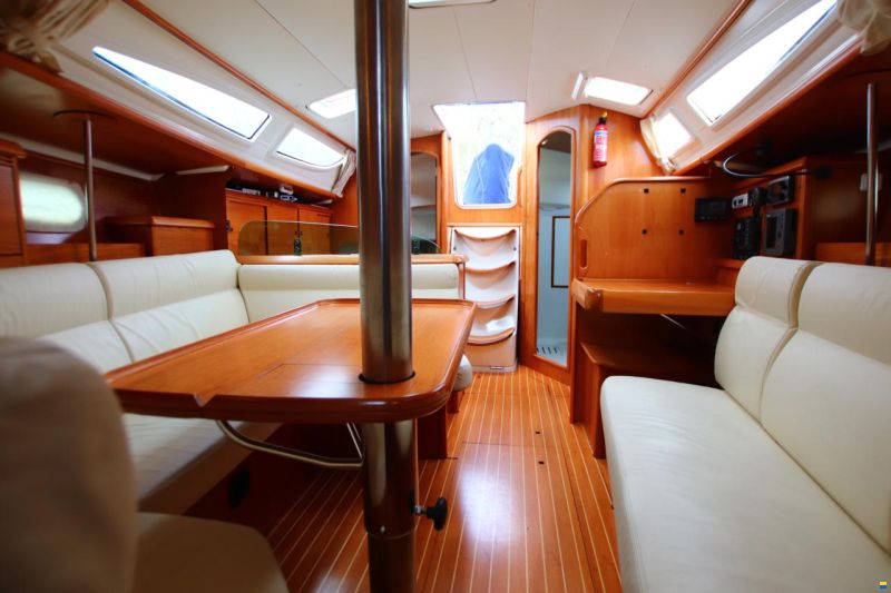 Jeanneau Sun Odyssey 35