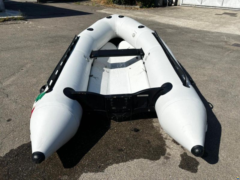 Bombard Aerotec 380