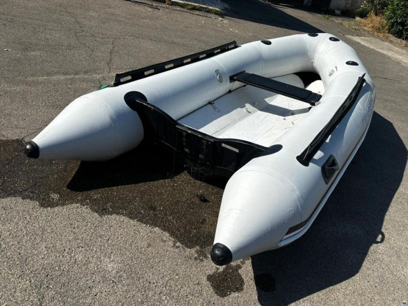 Bombard Aerotec 380