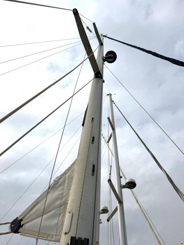 Beneteau Oceanis 381