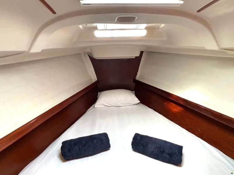 Beneteau Oceanis 381