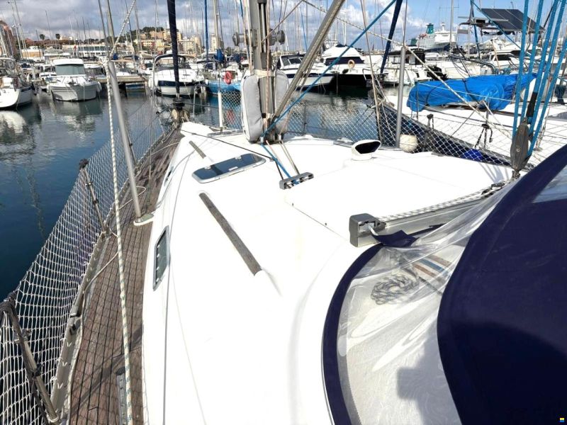 Beneteau Oceanis 381