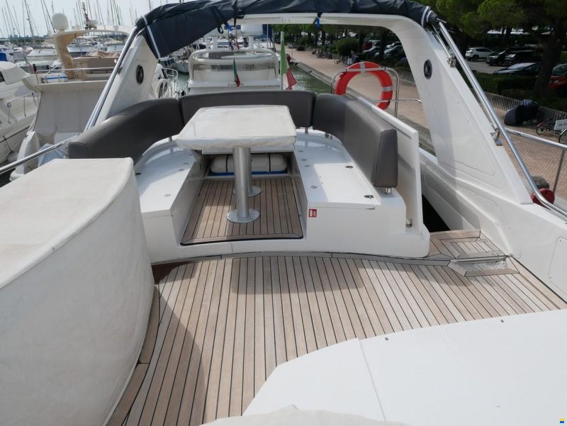 Sealine T50