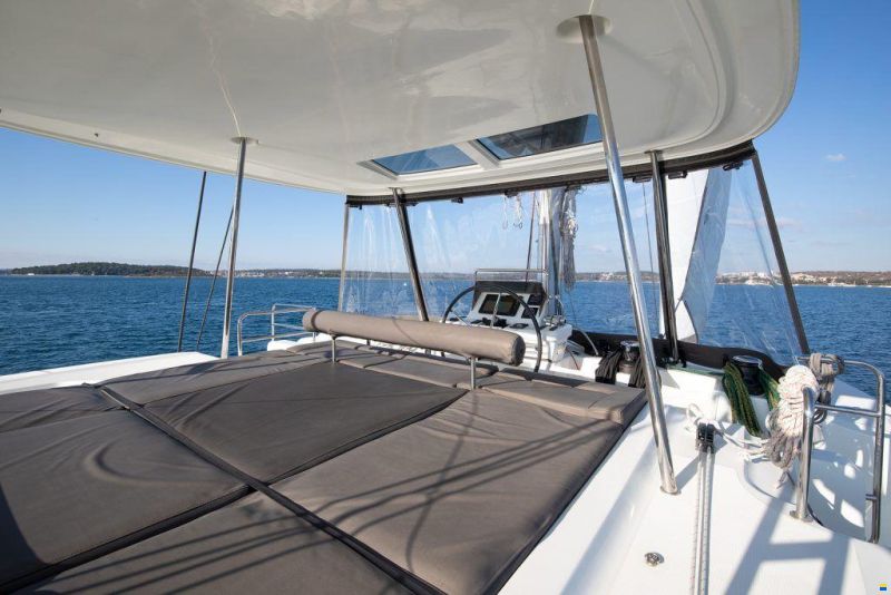 Lagoon 50