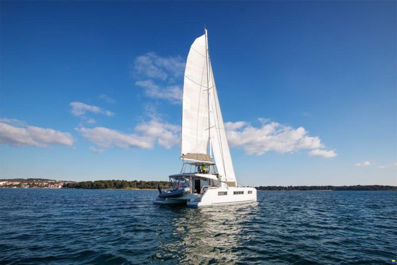 Lagoon 50
