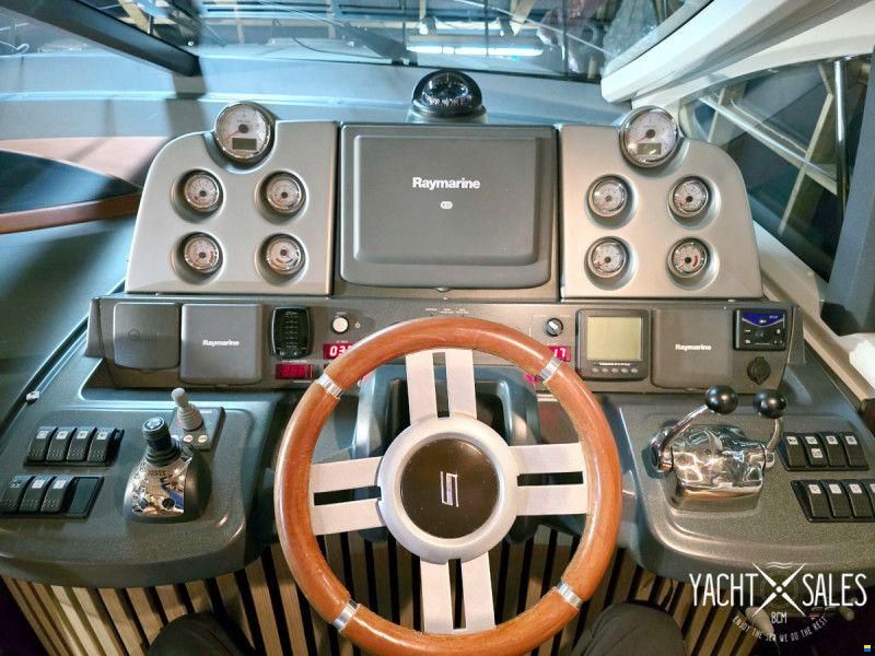 Azimut 43S