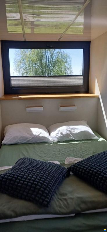 Campi 400 Houseboat Met Mooie Ligplaats