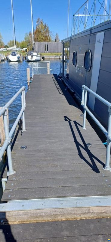 Campi 400 Houseboat Met Mooie Ligplaats