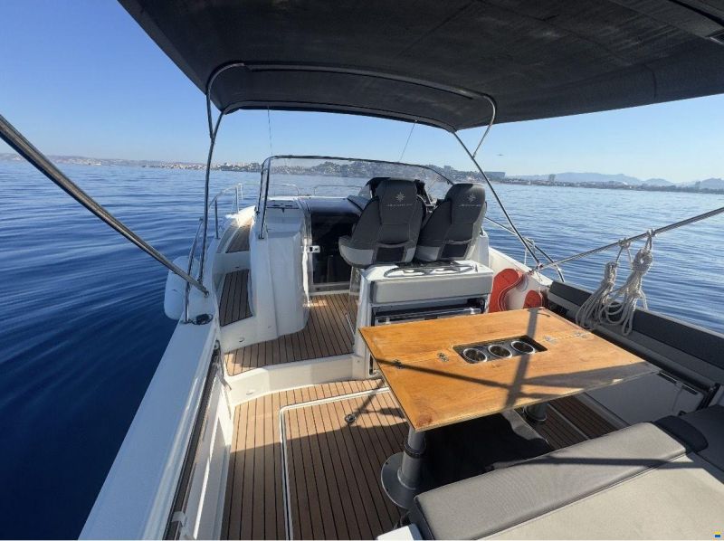 Jeanneau CAP CAMARAT 9.0 WA