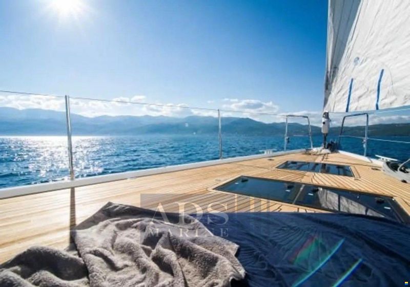 Jeanneau 64