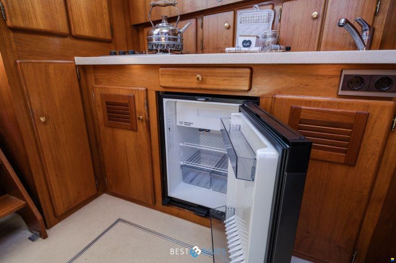Linssen St. Jozef 1050 Salon AK-L