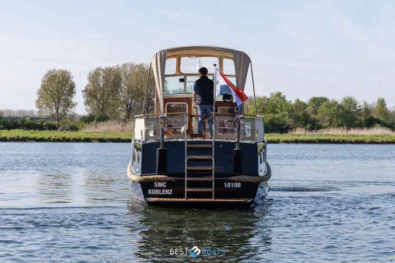 Linssen St. Jozef 1050 Salon AK-L