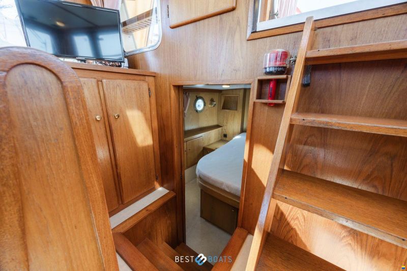 Linssen St. Jozef 1050 Salon AK-L