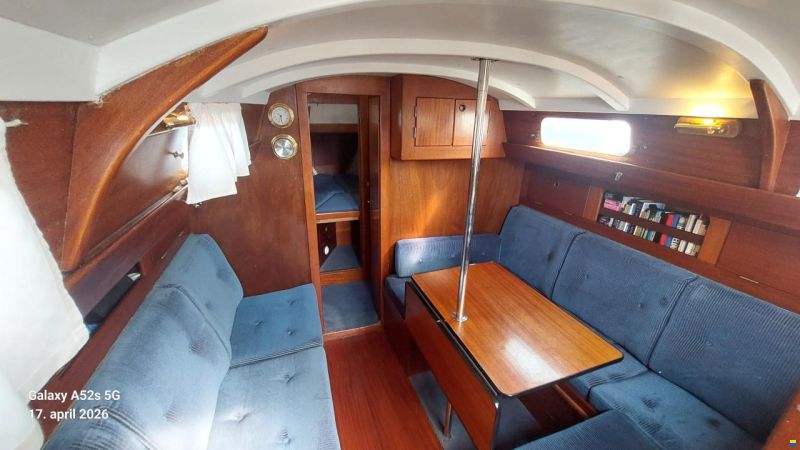 Hallberg-Rassy Mistral 33