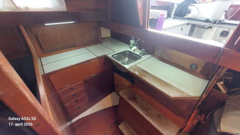Hallberg-Rassy Mistral 33