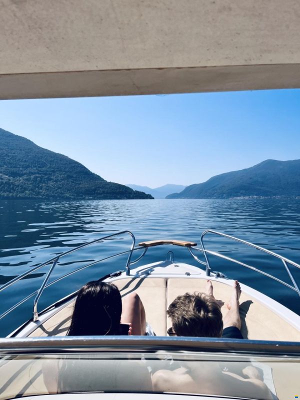 Quicksilver 555 Commander