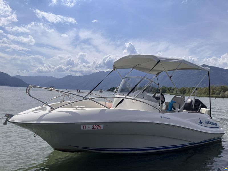 Quicksilver 555 Commander