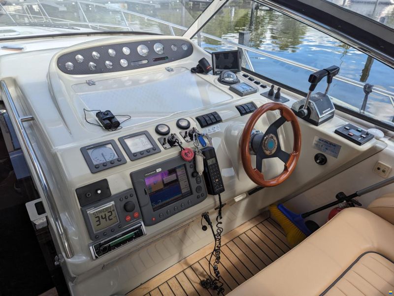 Sealine S 37