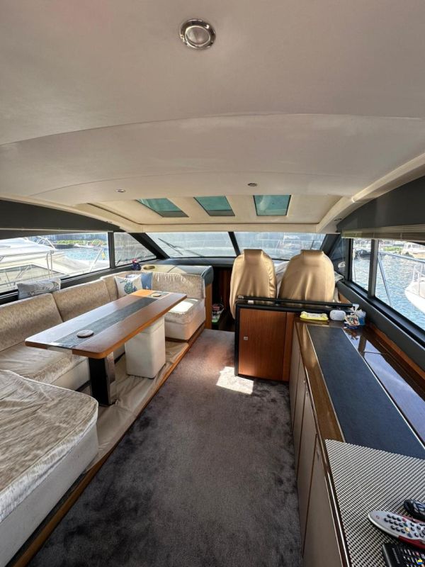 Princess V52 2013-Keen Seller