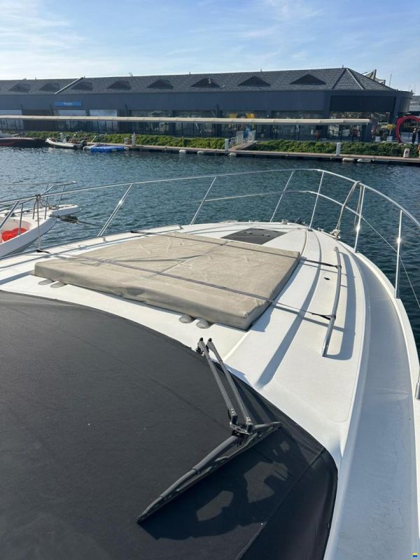 Princess V52 2013-Keen Seller