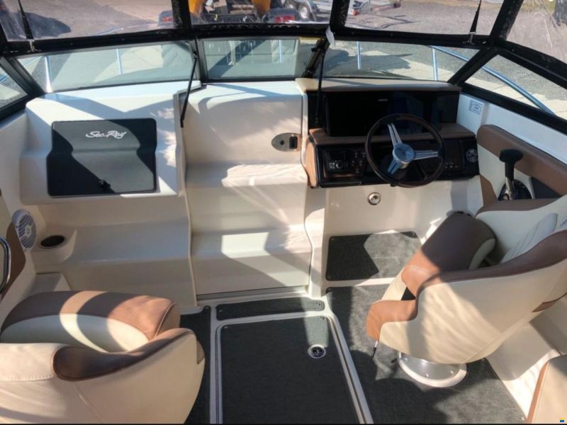 Sea Ray 230 Sun Sport