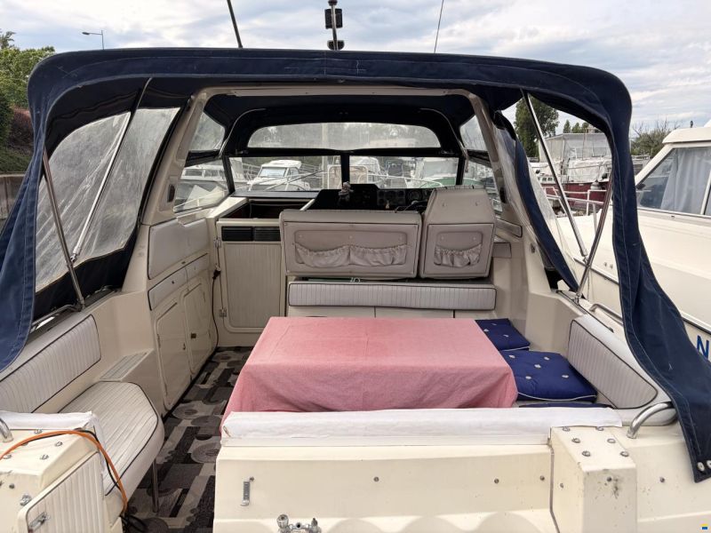 Sealine Confi 28 Family