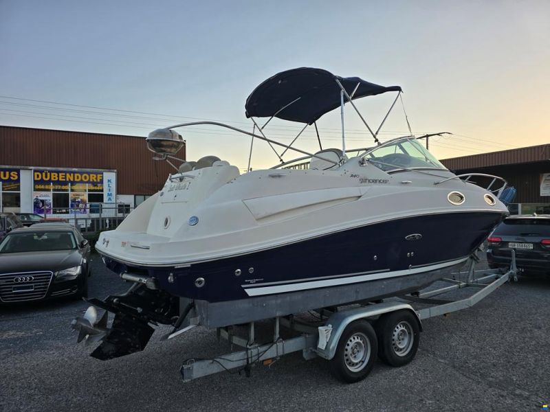 Sea Ray 240 DA Sundancer