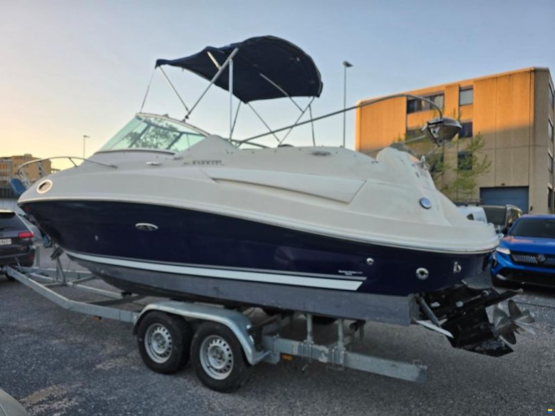 Sea Ray 240 DA Sundancer