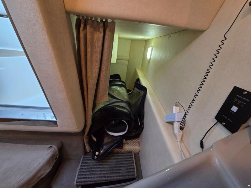 Sea Ray 240 DA Sundancer