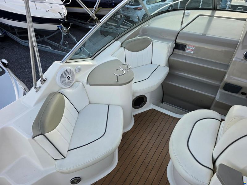 Sea Ray 240 DA Sundancer