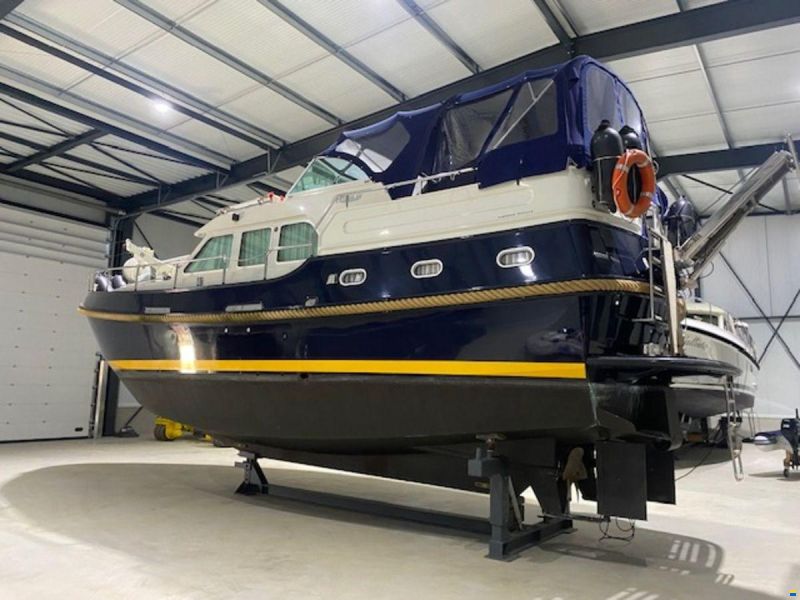 Linssen Grand Sturdy 410 AC Twin