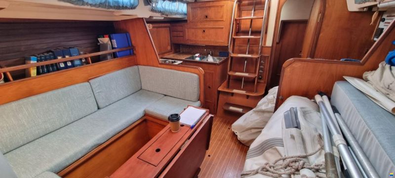 Wauquiez Hood 38