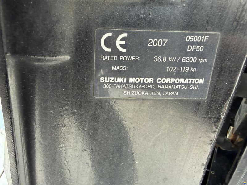 Uttern ????️ Uttern 5600 MR med Suzuki 50 HK KU