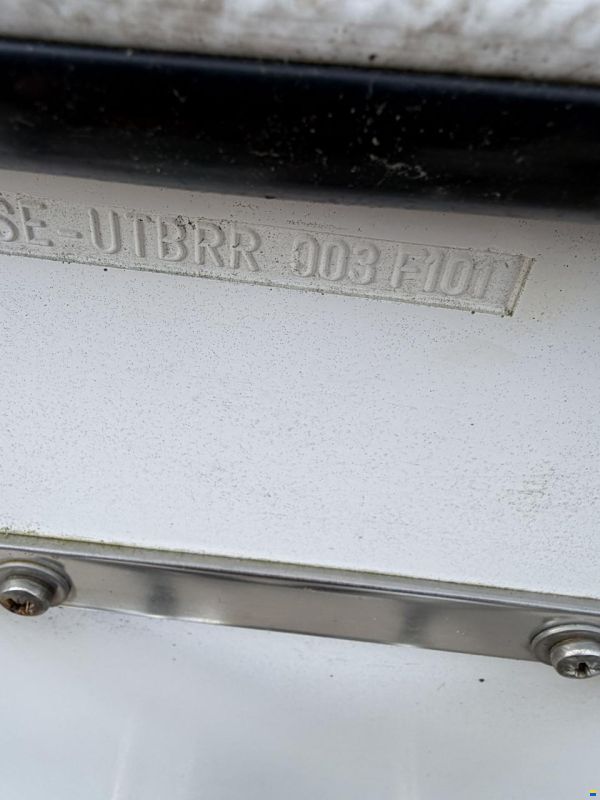 Uttern ????️ Uttern 5600 MR med Suzuki 50 HK KU