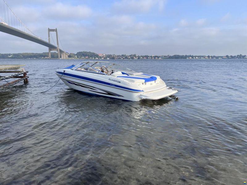 Glastron GT185