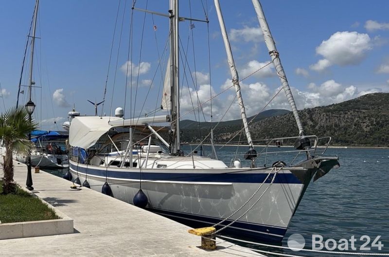 Hallberg-Rassy HR 48