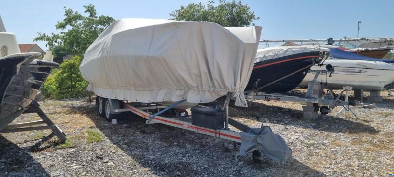Bayliner VR5 Cuddy