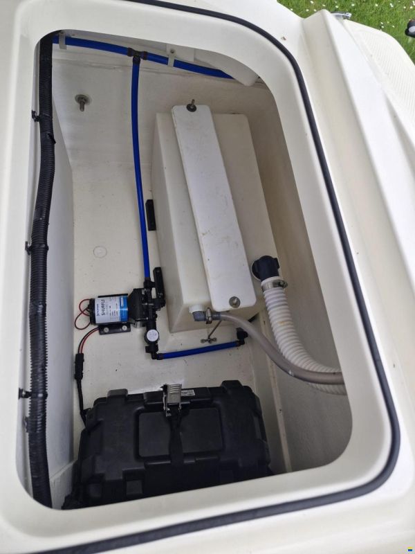Bayliner VR5 Cuddy