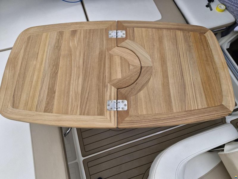 Bayliner VR5 Cuddy