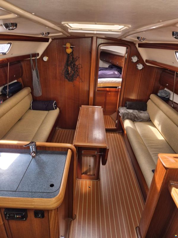 Bavaria 36