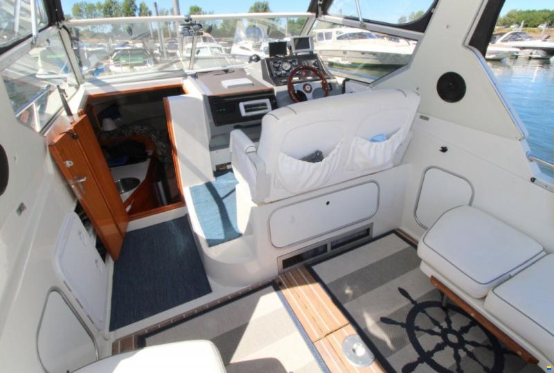 Fjord Dolphin 775