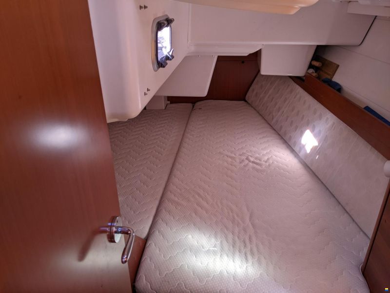 Dufour 34 e Performance