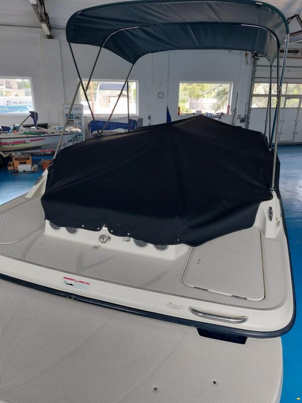 Bayliner 217