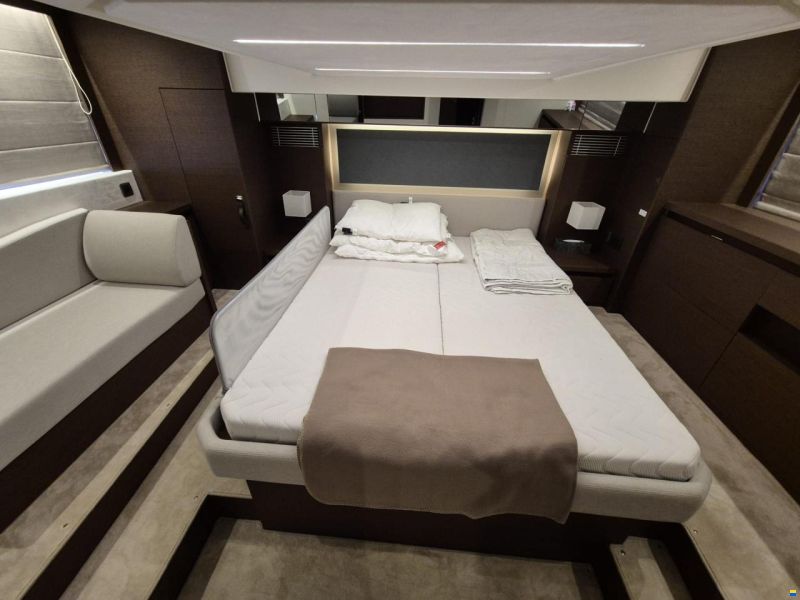 Prestige 460 Fly