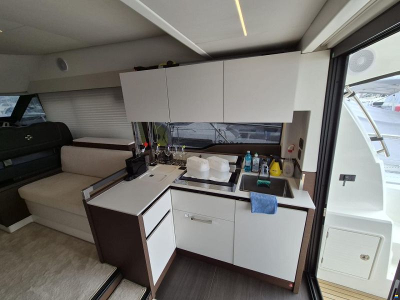 Prestige 460 Fly