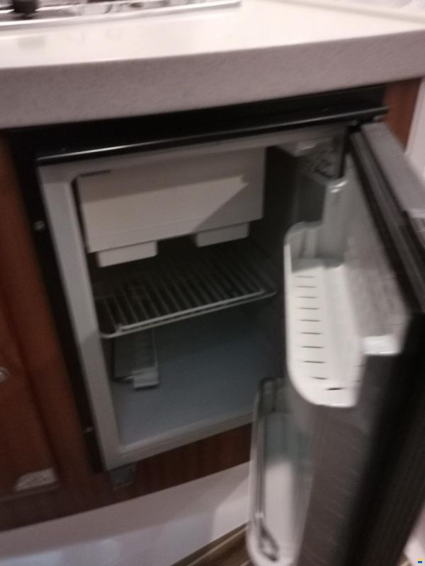 Quicksilver 890